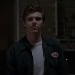 Peters returned with a new hairdo as Kit Walker in Season Two